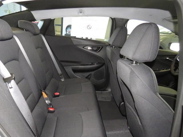 New 2024 Chevrolet Malibu RS image 9