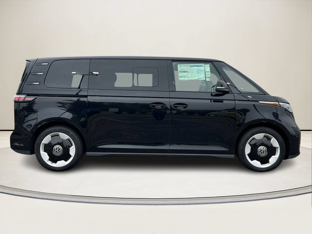 New 2025 Volkswagen ID. Buzz Pro S RWD image 2