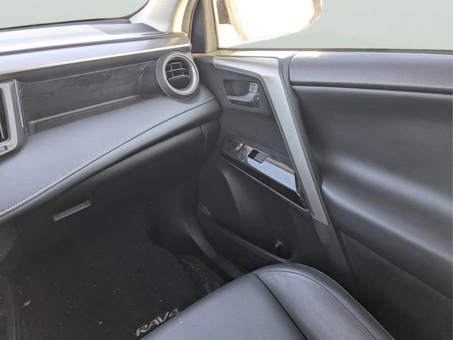 Used 2016 Toyota RAV4 Limited FWD image 15