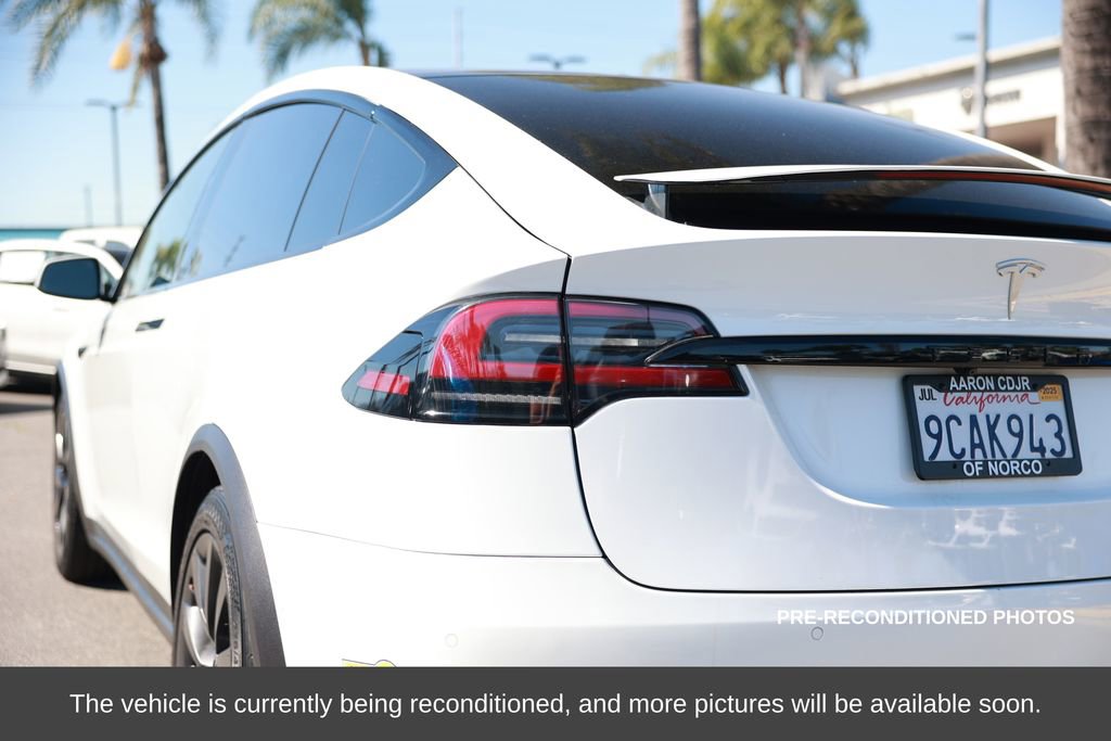 Used 2022 Tesla Model X image 13