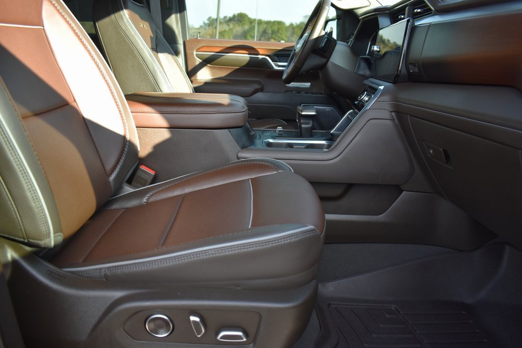 Certified 2025 GMC Sierra 1500 Denali image 8