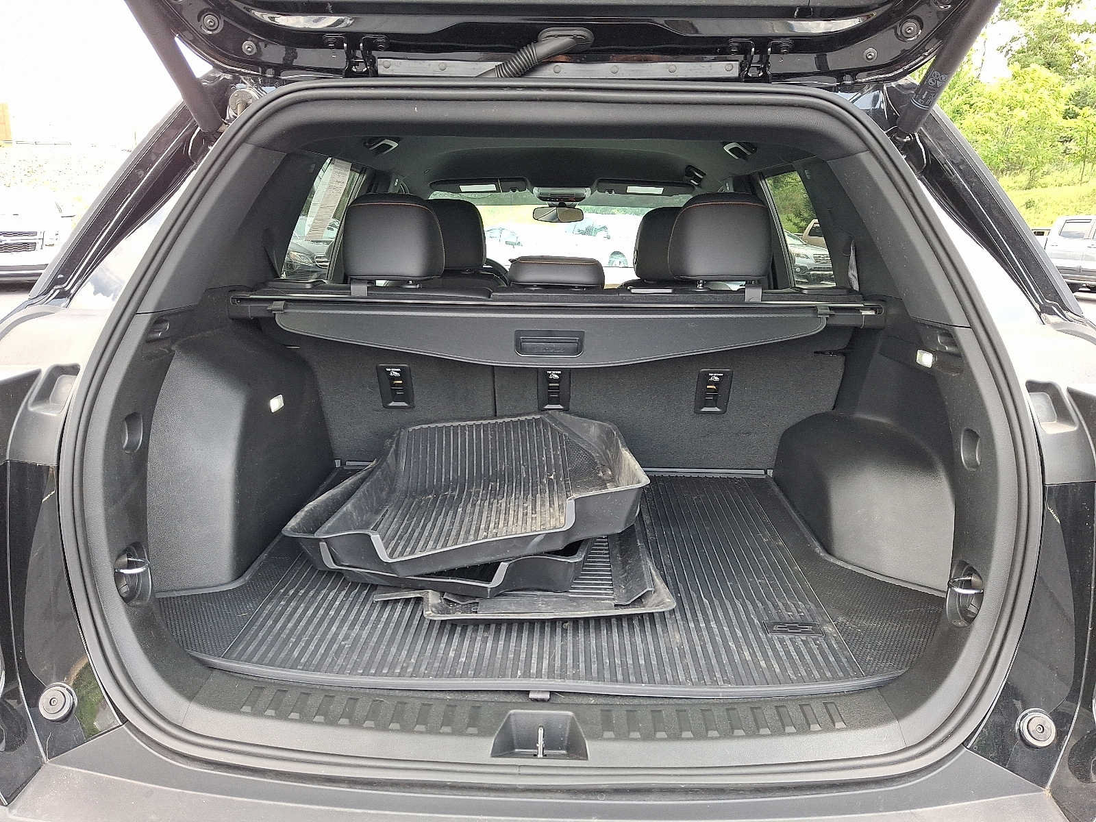 Used 2026 Chevrolet Equinox ACTIV w/ LPO, Floor Liner Package AWD/4WD image 28