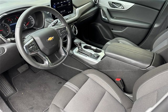 Used 2025 Chevrolet Blazer LT image 10