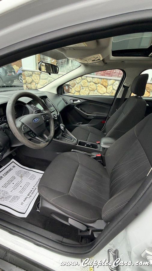 Used 2018 Ford Focus SEL FWD image 32