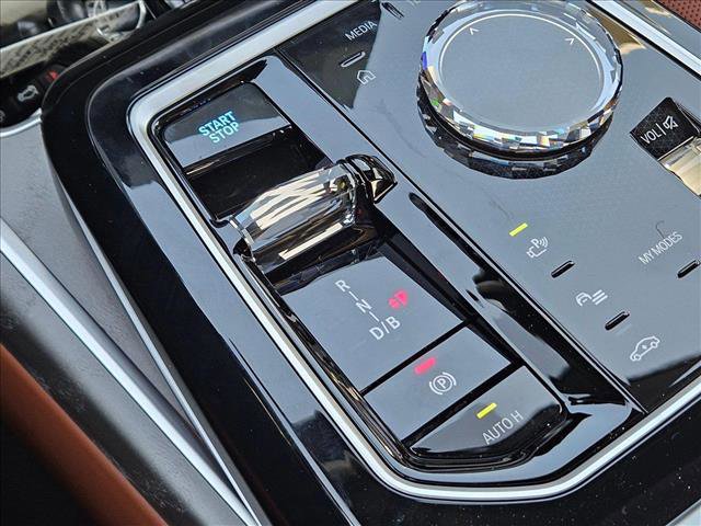 New 2025 BMW i7 eDrive50 w/ Executive Package image 14