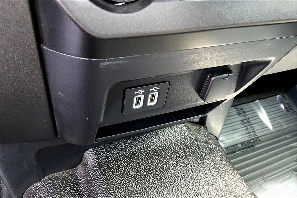 Used 2019 Ford F250 XL w/ STX Appearance Package AWD/4WD image 18