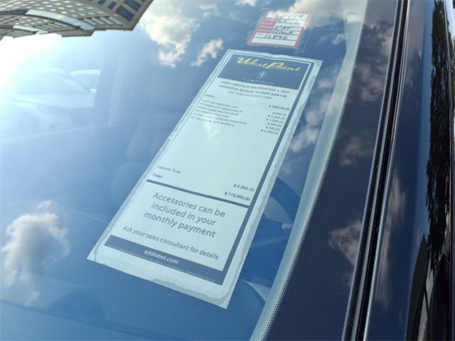 New 2025 Lincoln Navigator L Reserve image 5