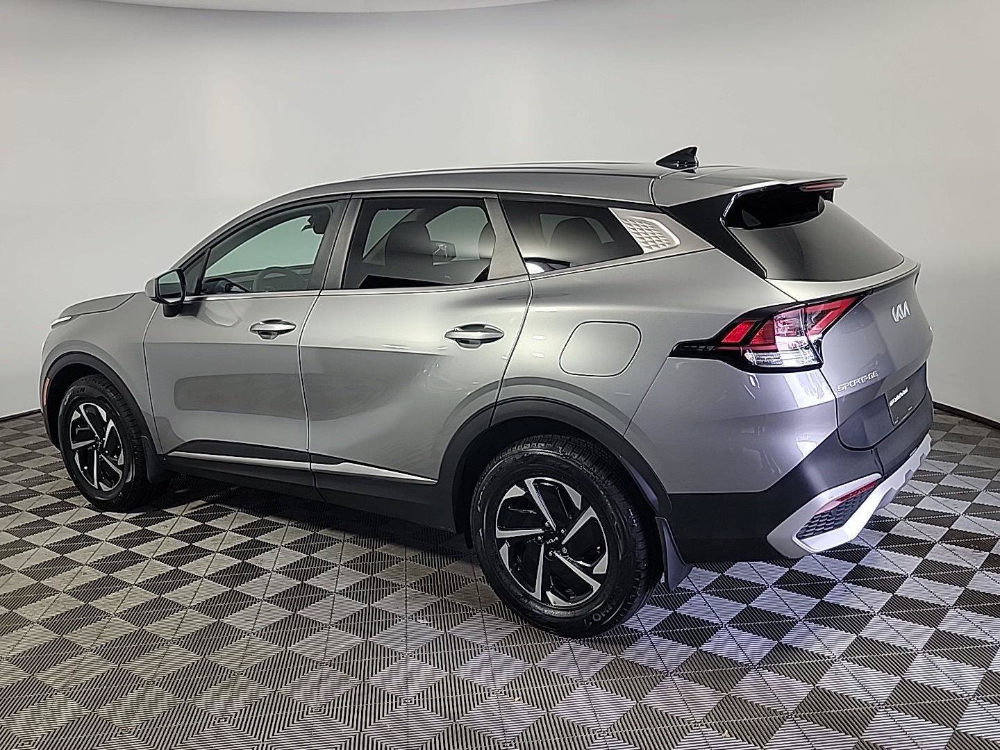 Certified 2023 Kia Sportage LX AWD/4WD image 10