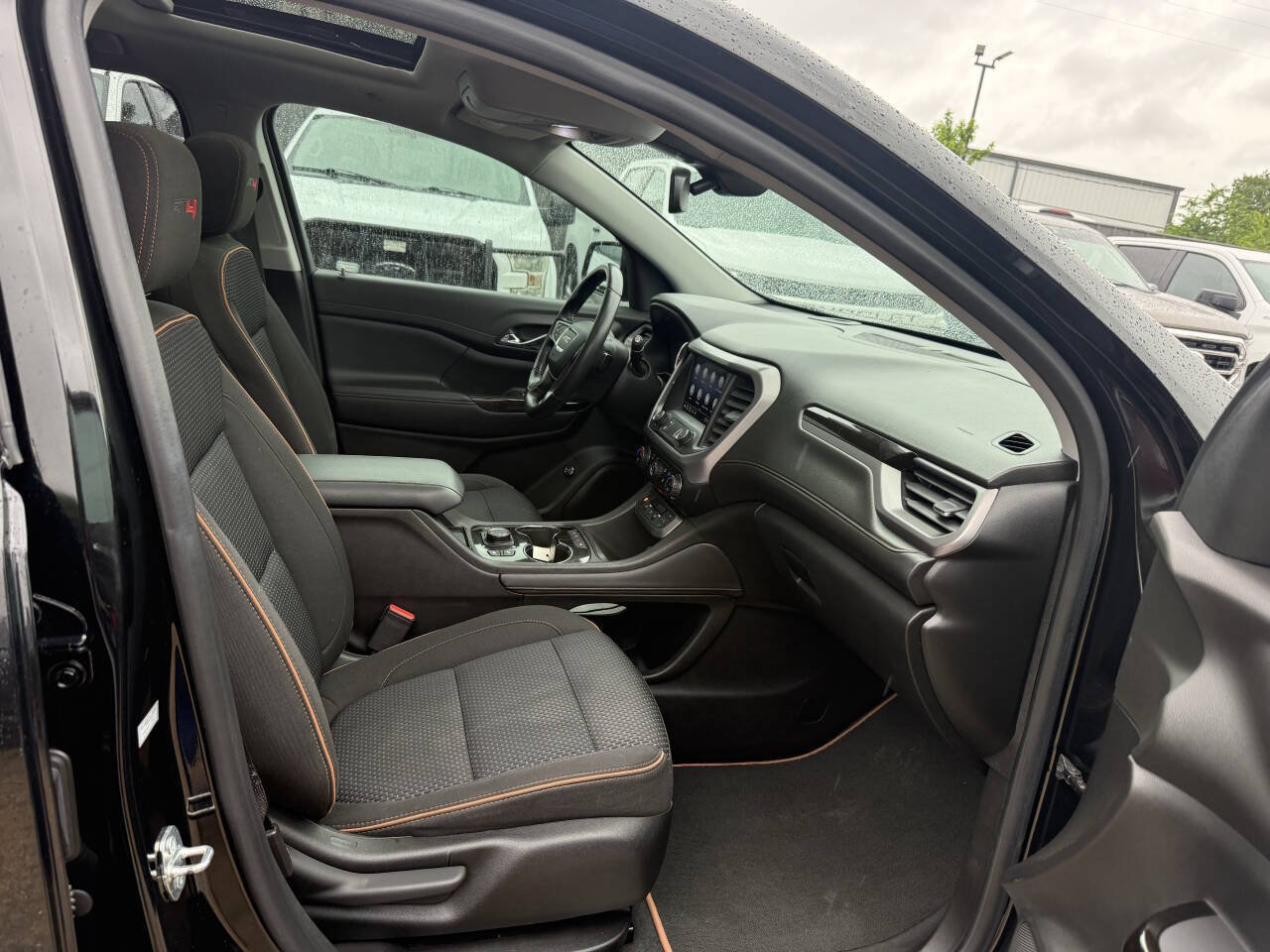 Used 2020 GMC Acadia AT4 w/ GMC Pro Grade Package AWD/4WD image 10