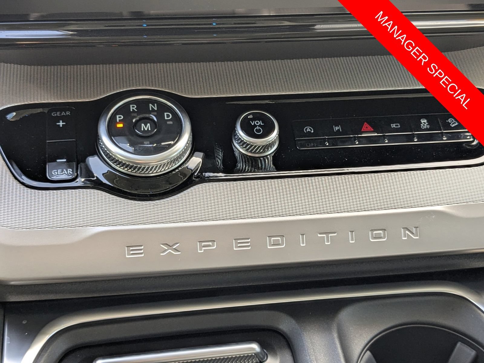 New 2026 Ford Expedition Active AWD/4WD image 26