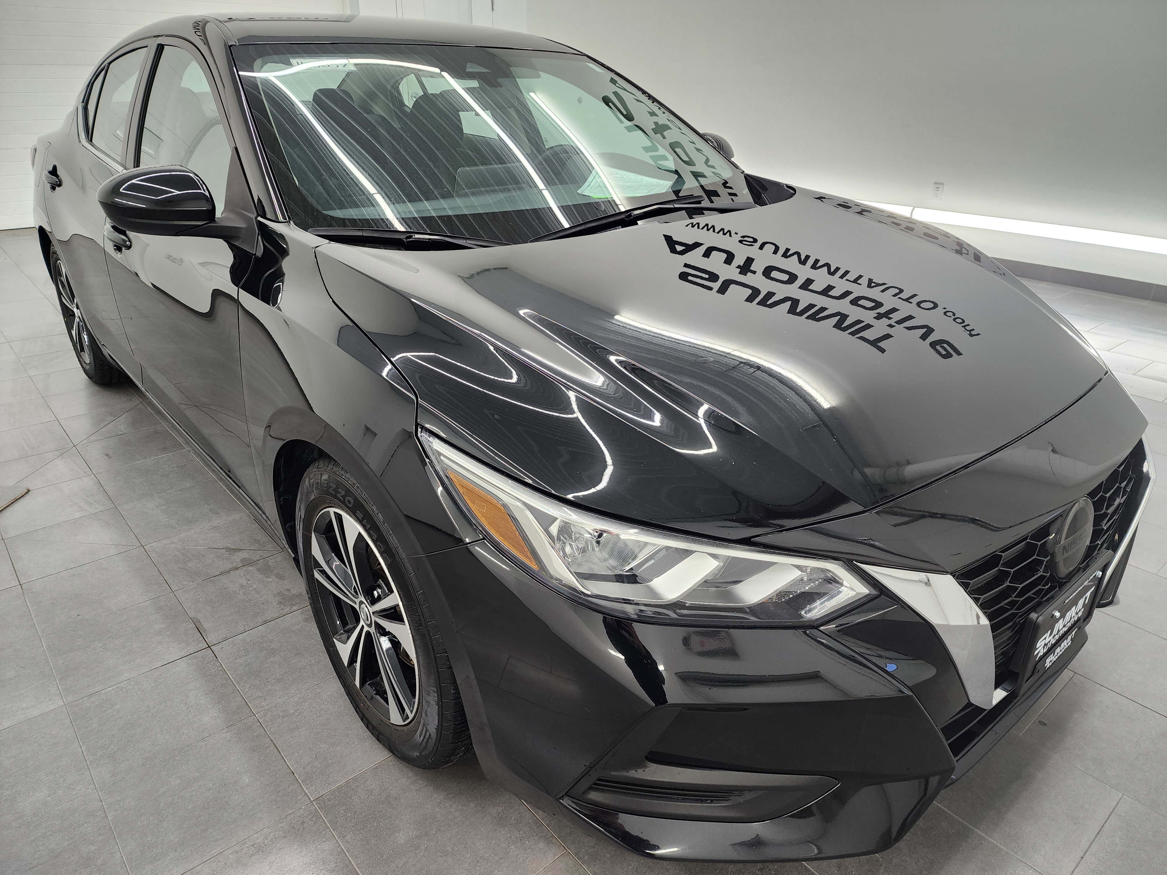 Used 2023 Nissan Sentra SV image 2