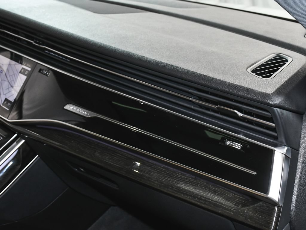 Used 2022 Audi Q8 Premium AWD/4WD image 57