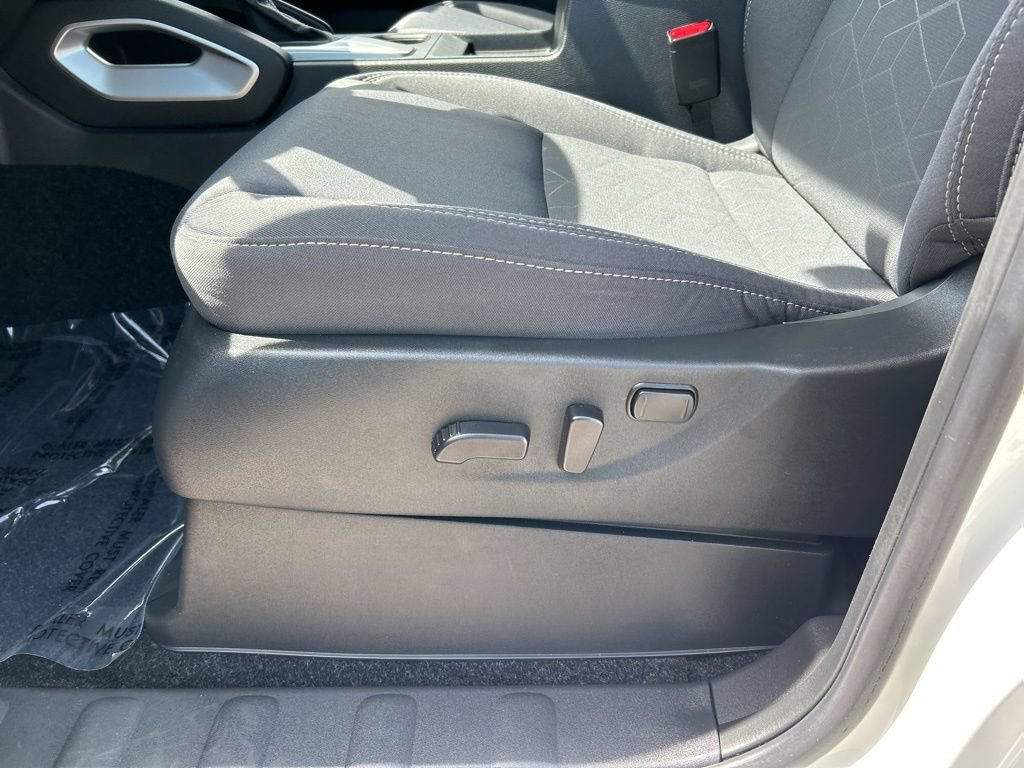 Certified 2025 Nissan Frontier SV AWD/4WD image 18