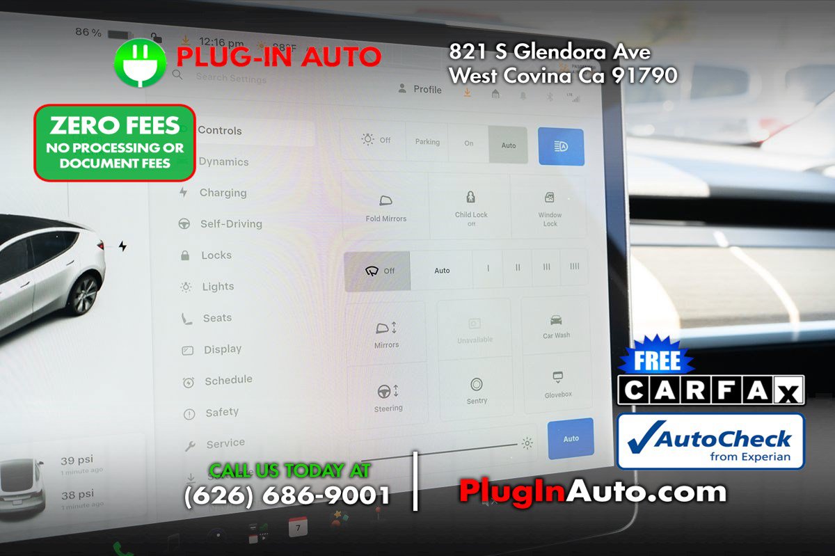 Used 2021 Tesla Model Y Long Range AWD/4WD image 23