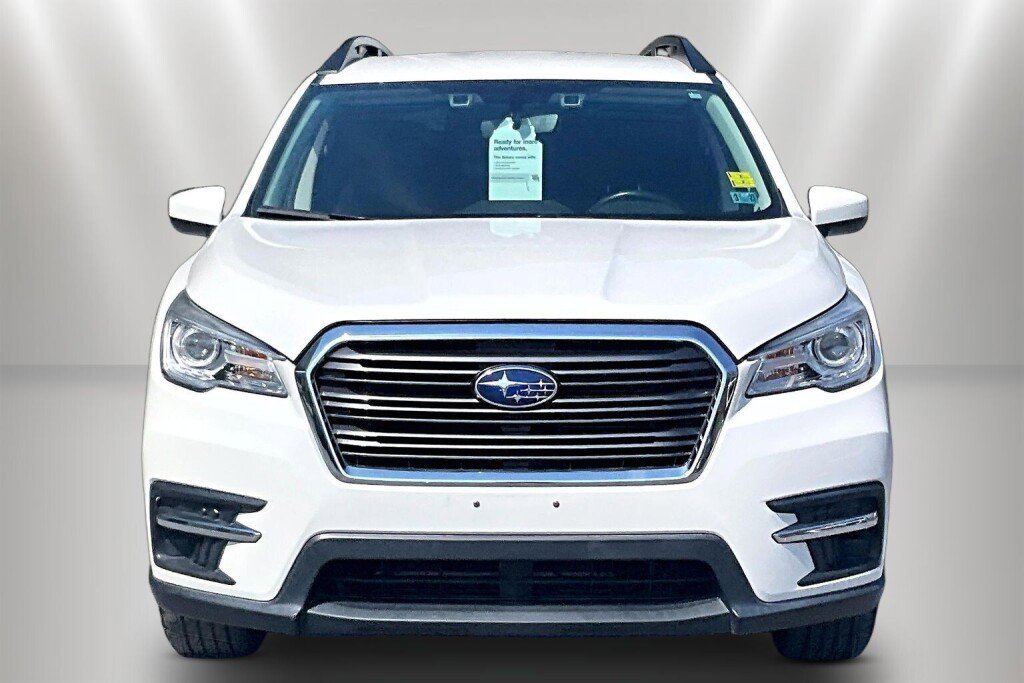 Certified 2021 Subaru Ascent Premium w/ Convenience Package image 2