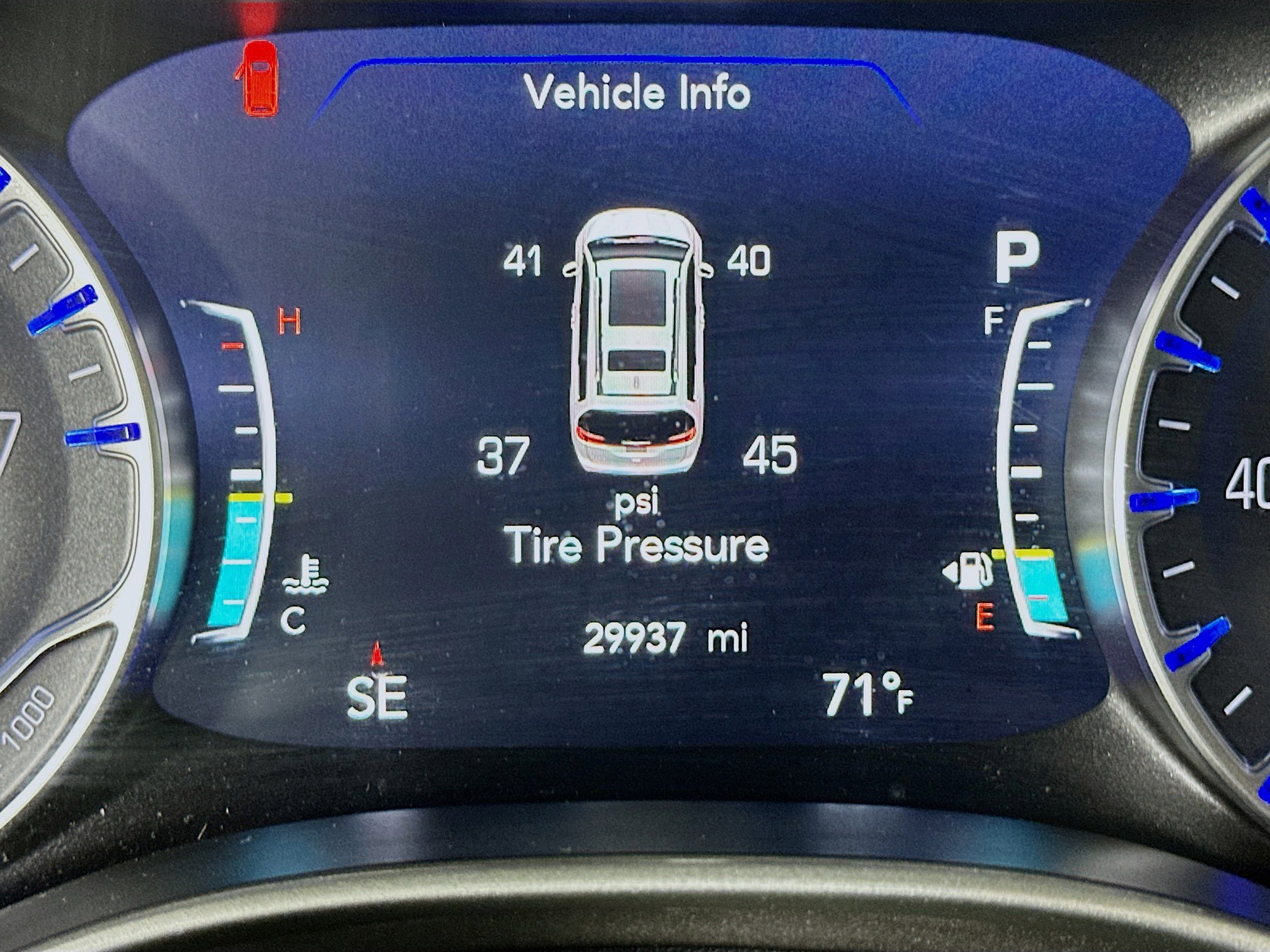 Used 2024 Chrysler Pacifica Touring-L image 19