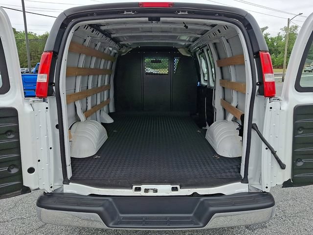 Certified 2024 GMC Savana 2500 w/ Driver Convenience Package RWD image 26