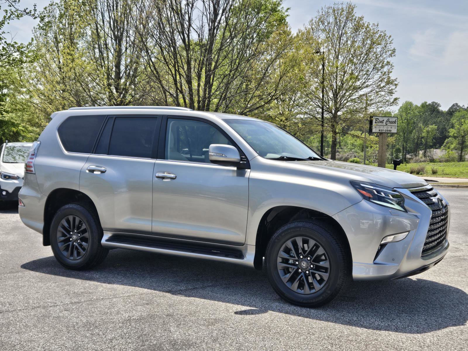 Used 2022 Lexus GX 460 Premium w/ Premium Package AWD/4WD image 5