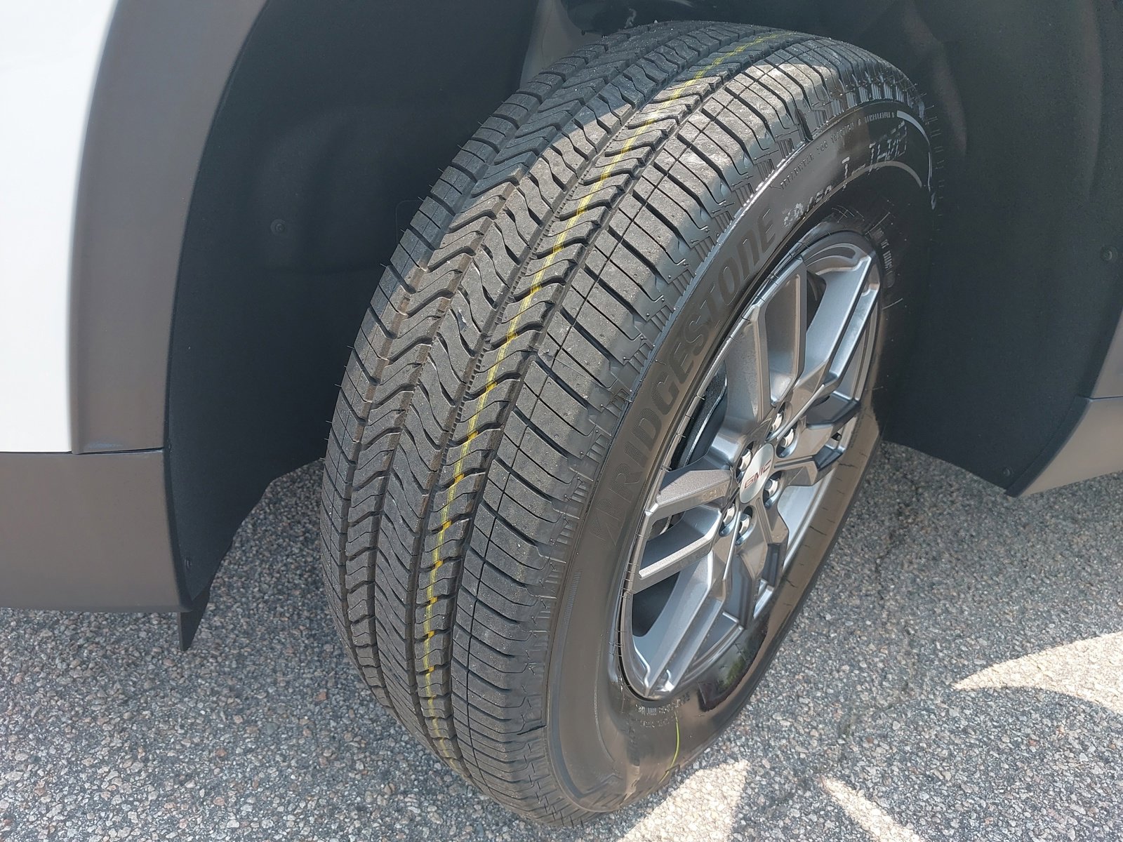 New 2025 GMC Acadia Elevation image 34