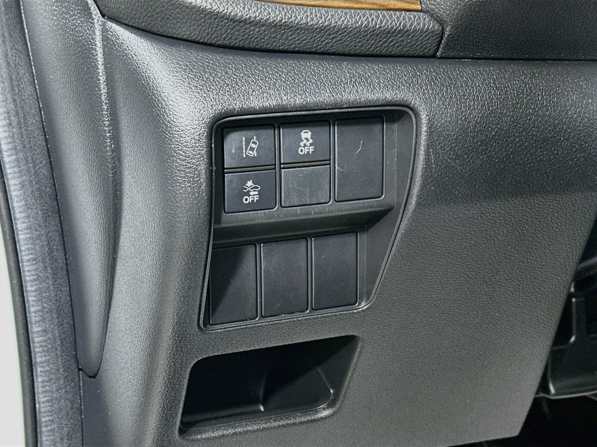 Used 2018 Honda CR-V EX image 10