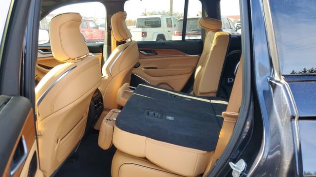 Used 2022 Jeep Grand Cherokee Summit image 24