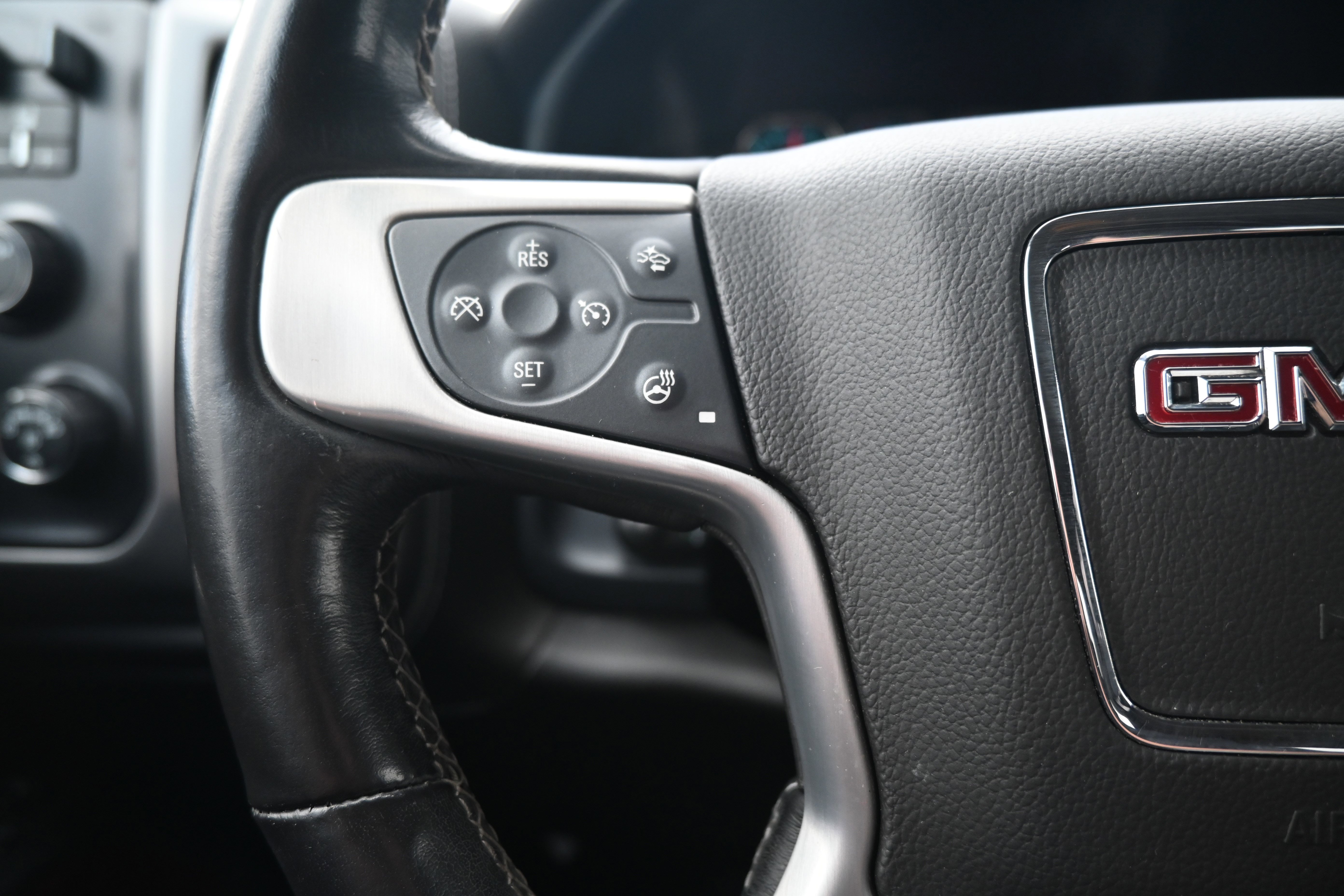 Used 2018 GMC Sierra 1500 SLT image 28