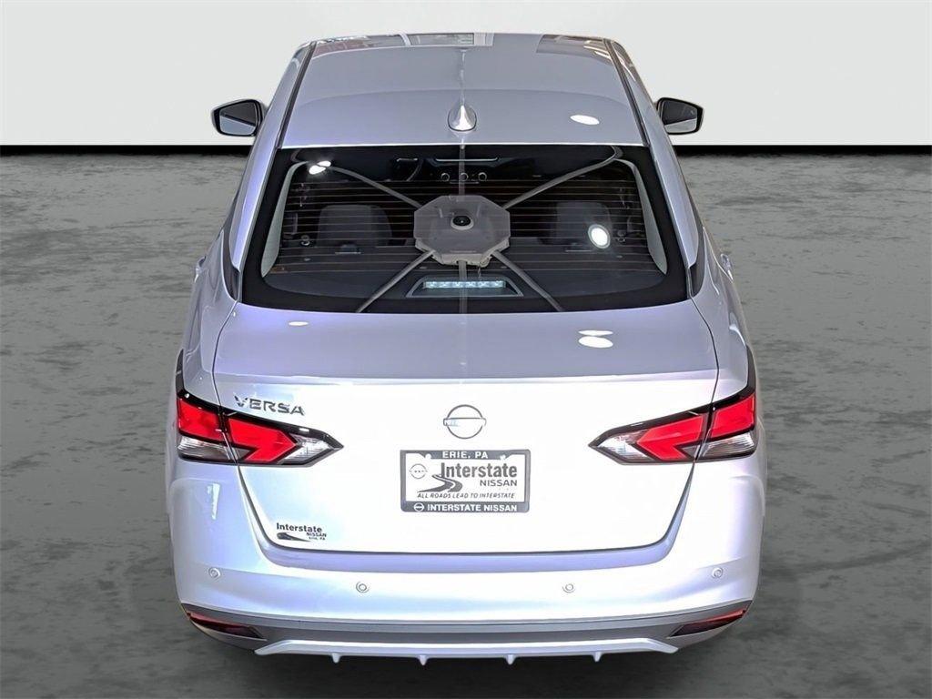 Used 2025 Nissan Versa SV w/ Trunk Package image 3