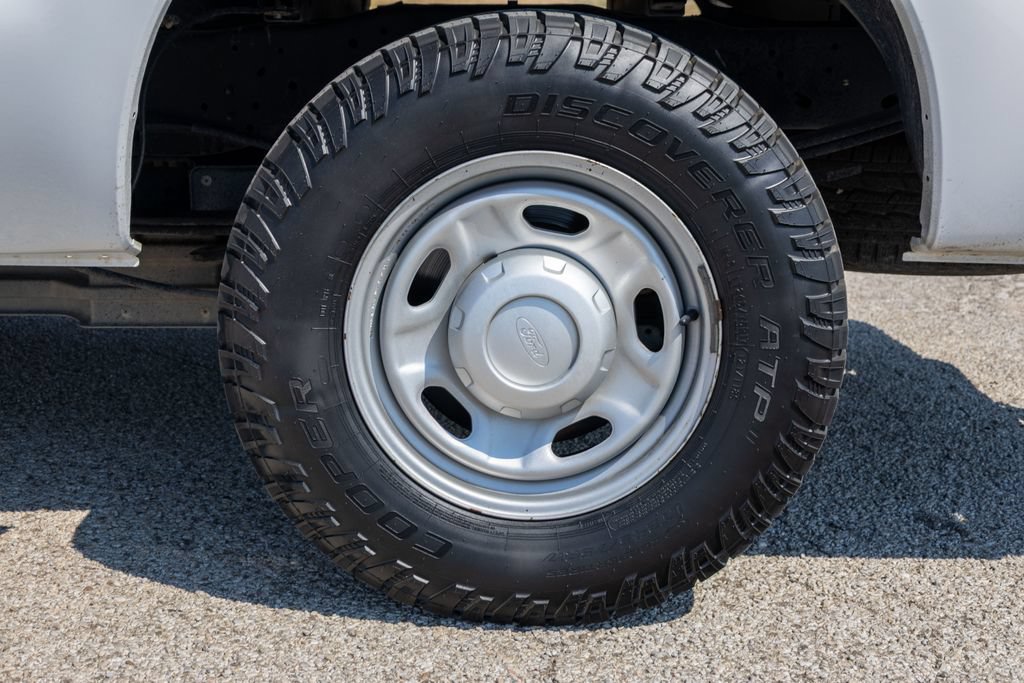 Used 2015 Ford F250 XL w/ Power Equipment Group RWD image 20