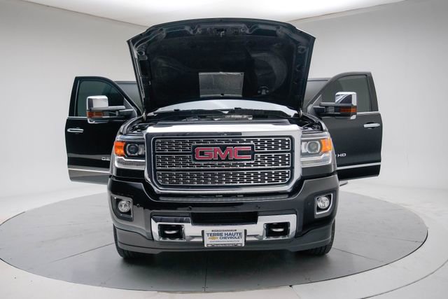Used 2019 GMC Sierra 2500 Denali w/ Duramax Plus Package image 16