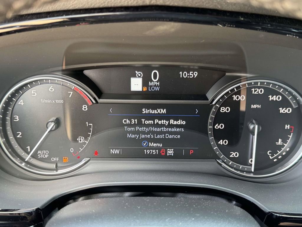 Used 2024 Cadillac XT5 Premium Luxury AWD/4WD image 12