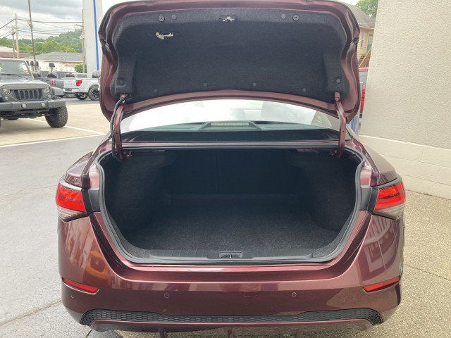 Used 2022 Nissan Sentra SV FWD image 7