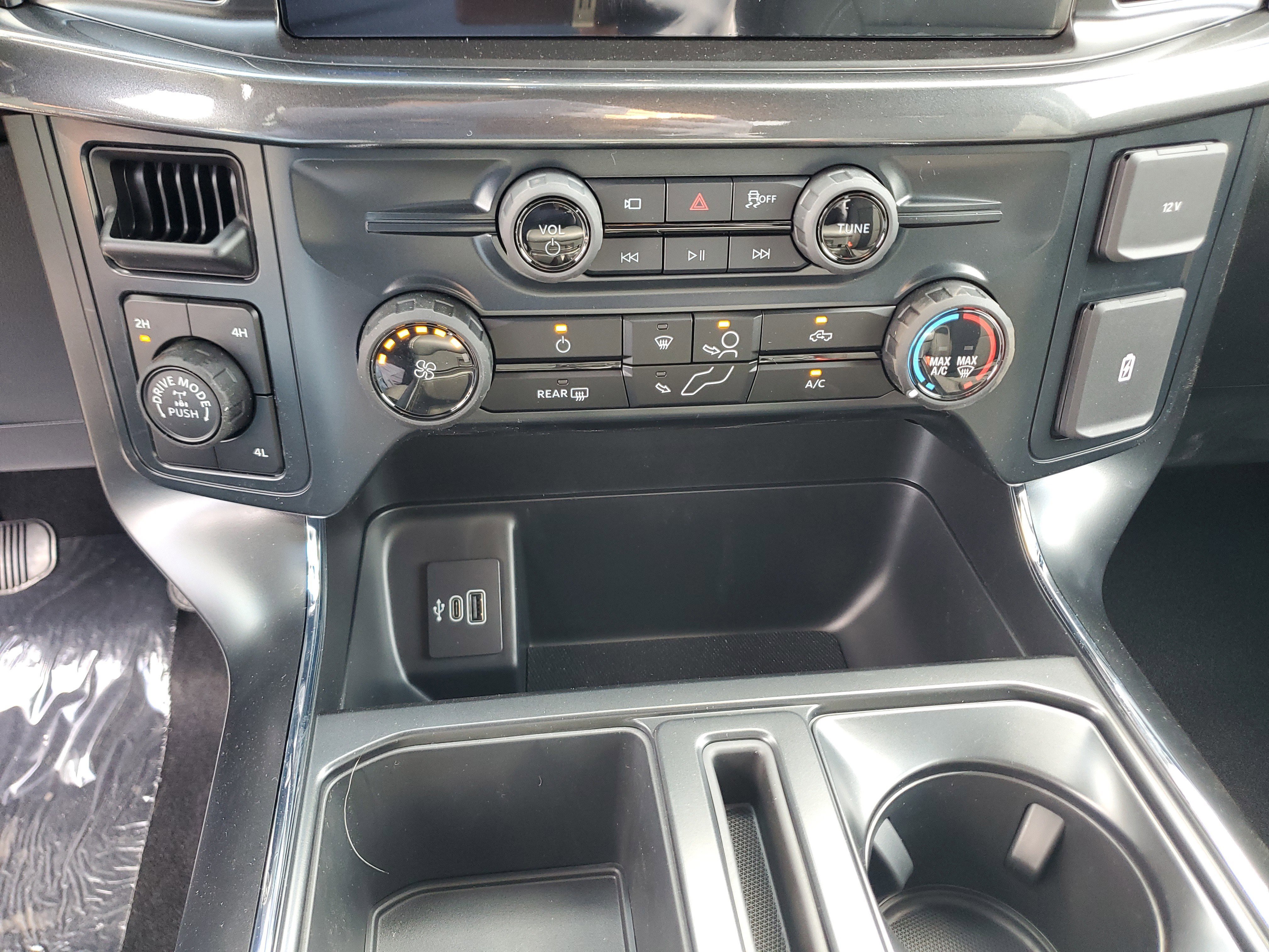 New 2026 Ford F150 STX w/ Equipment Group 200A AWD/4WD image 17