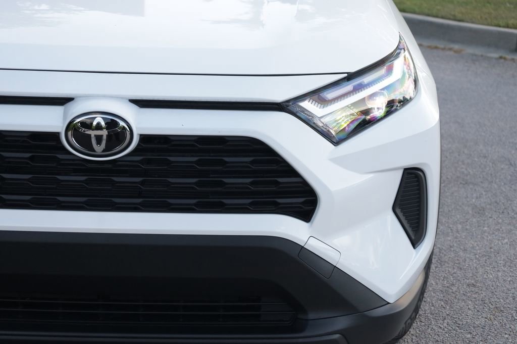 Used 2025 Toyota RAV4 LE image 14