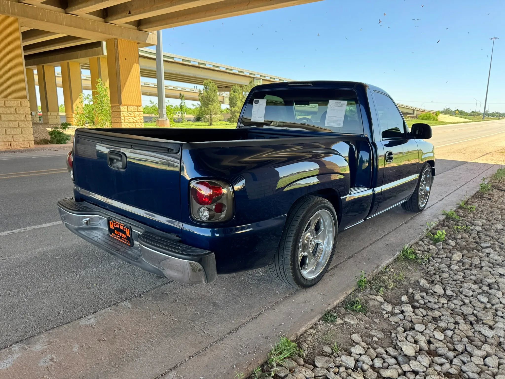 Used 2001 Chevrolet Silverado 1500 LS RWD image 2
