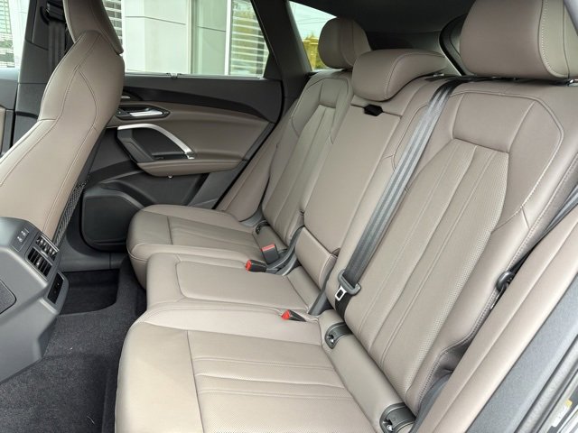New 2025 Audi Q5 Premium Plus image 10