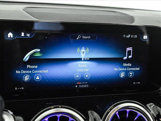 Used 2023 Mercedes-Benz GLB 250 4MATIC image 14
