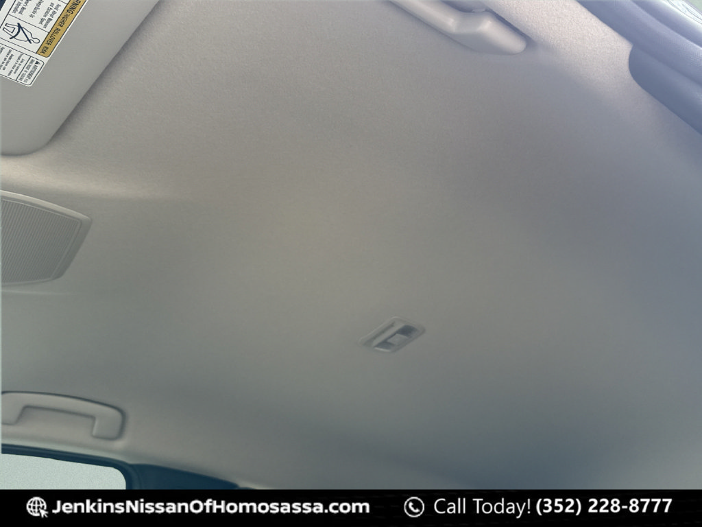 New 2026 Nissan Kicks SR FWD image 30