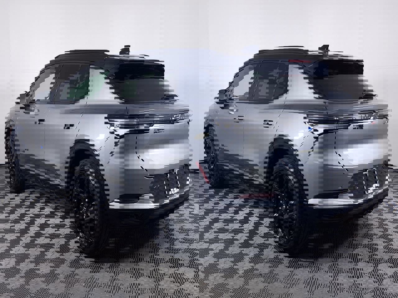 Used 2024 Chevrolet Equinox EV RS image 16