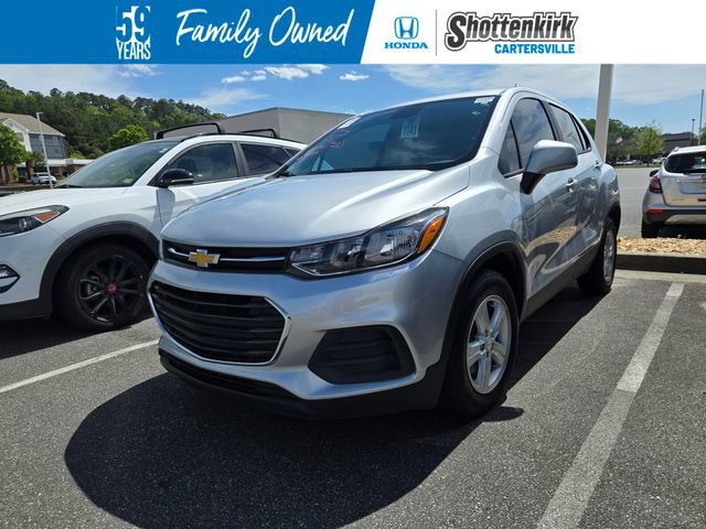 Used 2021 Chevrolet Trax LS w/ Tint and Cruise Package image 1