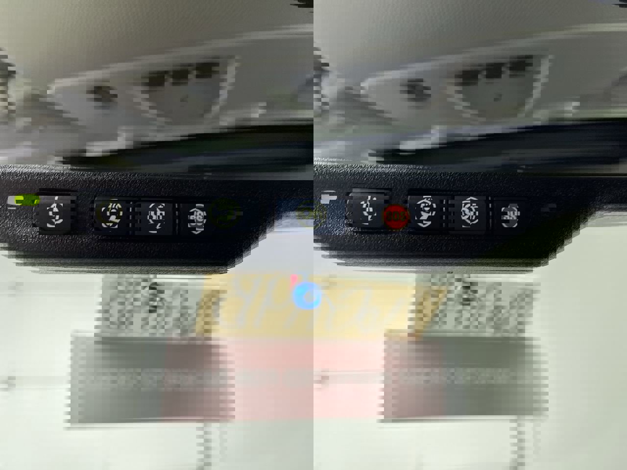 Used 2017 Buick Enclave Premium image 28