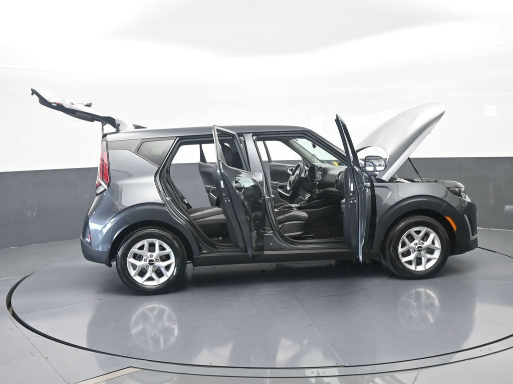 Used 2024 Kia Soul S FWD image 69