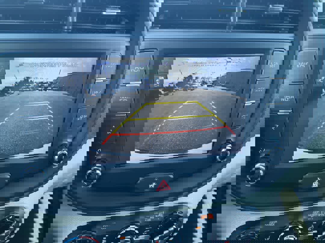 Used 2025 Kia Soul LX w/ LX Technology Package image 17