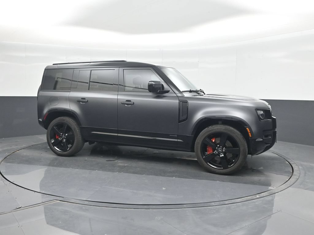 Used 2025 Land Rover Defender 110 X AWD/4WD image 11