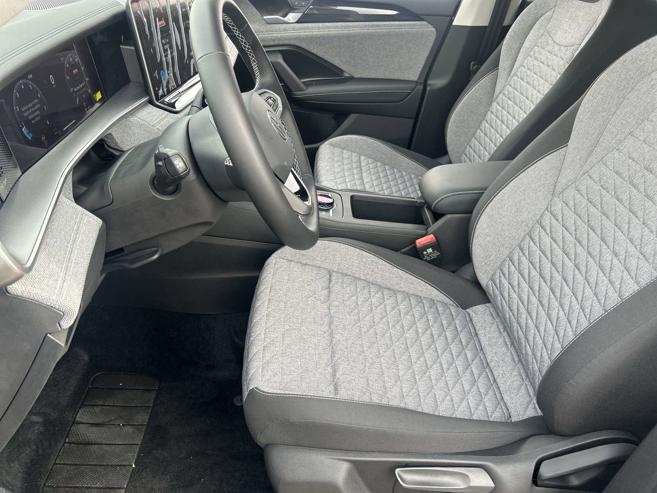 New 2026 Volkswagen Tiguan S image 15