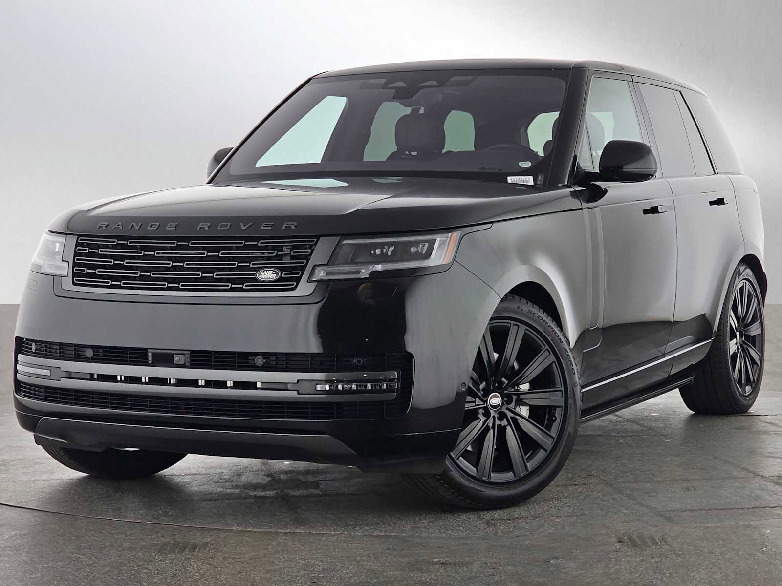 Used 2023 Land Rover Range Rover SE AWD/4WD image 1