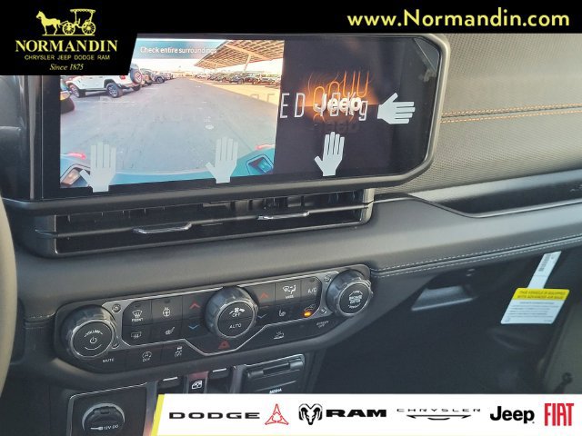 New 2026 Jeep Gladiator Mojave AWD/4WD image 11