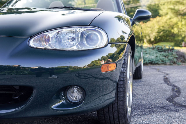 Used 2001 MAZDA MX-5 Miata RWD image 44