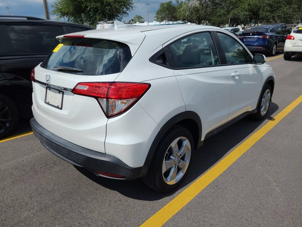 Used 2021 Honda HR-V LX image 5