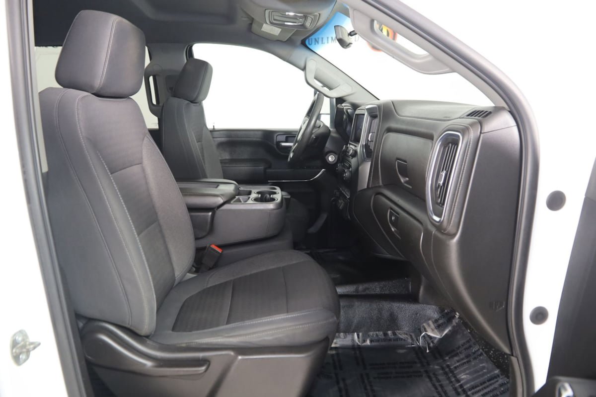 Used 2020 Chevrolet Silverado 2500 LT AWD/4WD image 11