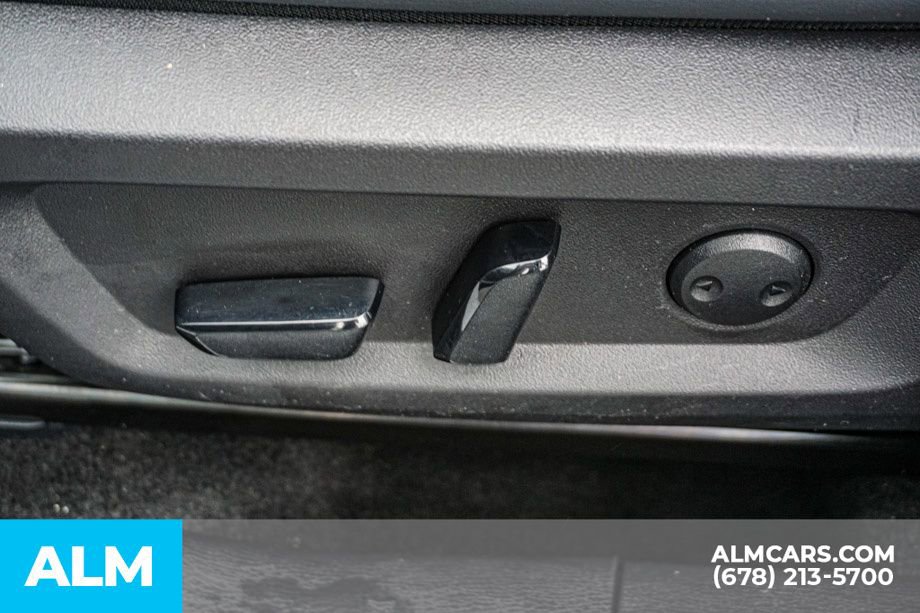 Used 2025 Mitsubishi Outlander SE FWD image 52
